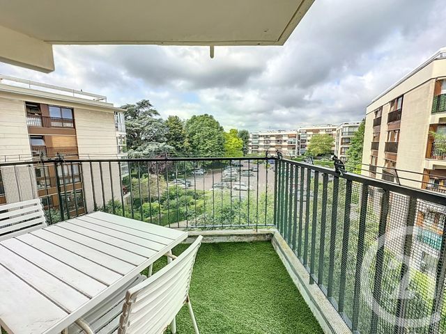 Appartement F3 à vendre - 3 pièces - 64,25 m2 - Le Chesnay - 78 - ILE-DE-FRANCE